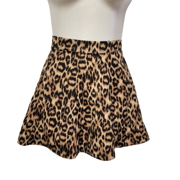 Dresses & Skirts - Animal Print Mini Skirt with Elastic Waistband